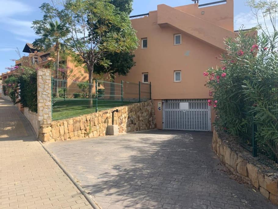 Schoenes Penthouse Mit Meerblick Pura Vida Bahía de Casares Exterior foto