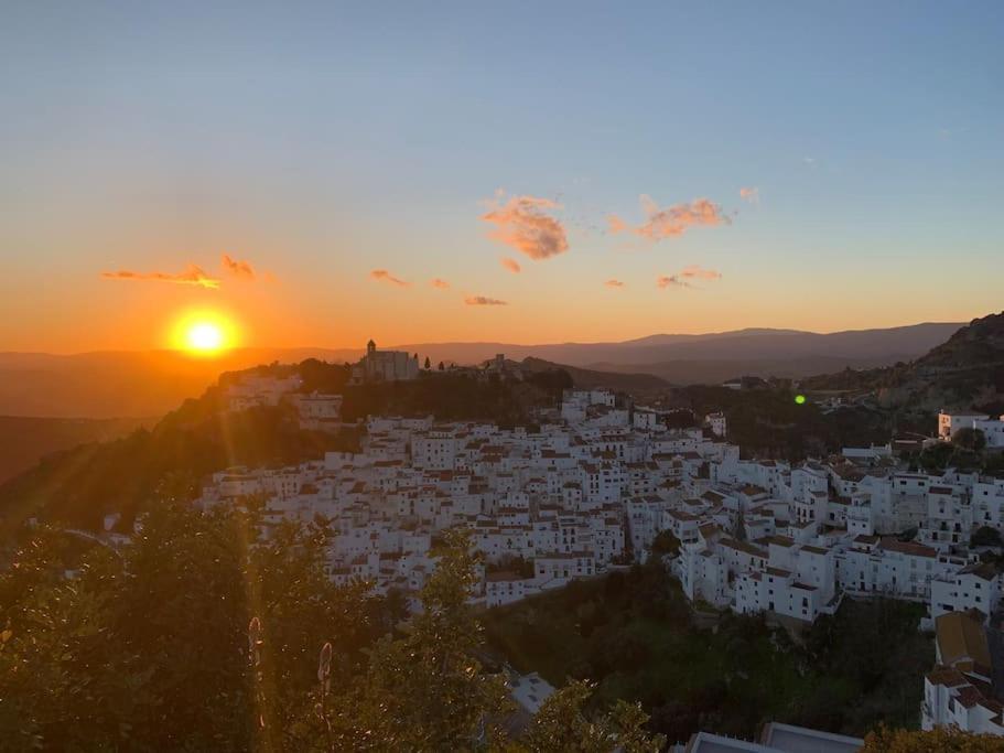 Schoenes Penthouse Mit Meerblick Pura Vida Bahía de Casares Exterior foto