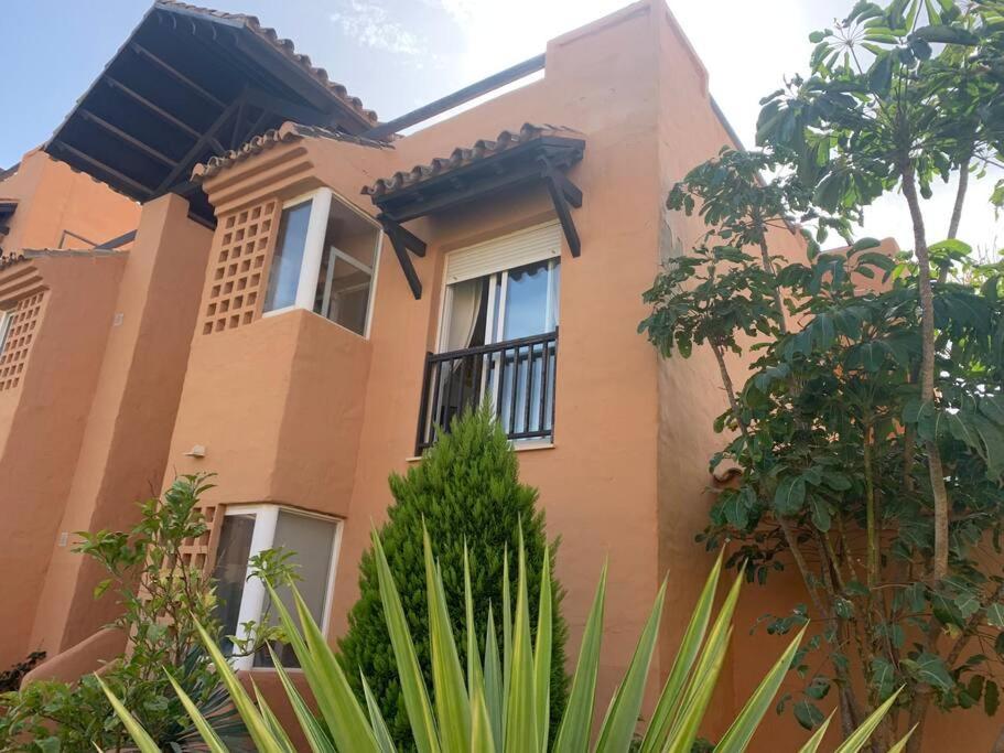 Schoenes Penthouse Mit Meerblick Pura Vida Bahía de Casares Exterior foto